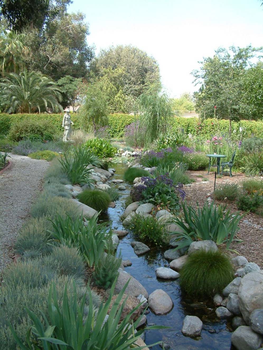 Long Narrow Creek Bed